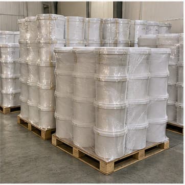 Palletized export buckets in a warehouse
